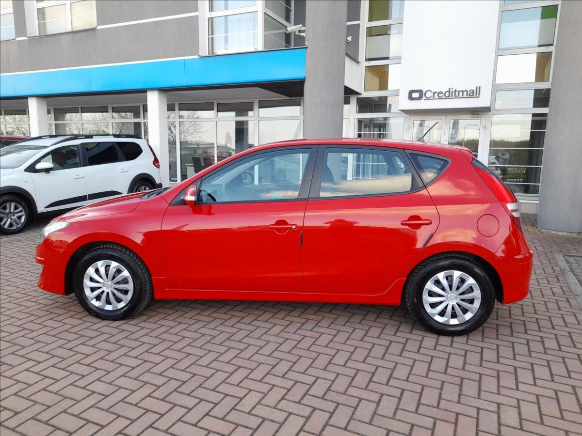 Hyundai i30 Hatchback 1,4 l 80 kw