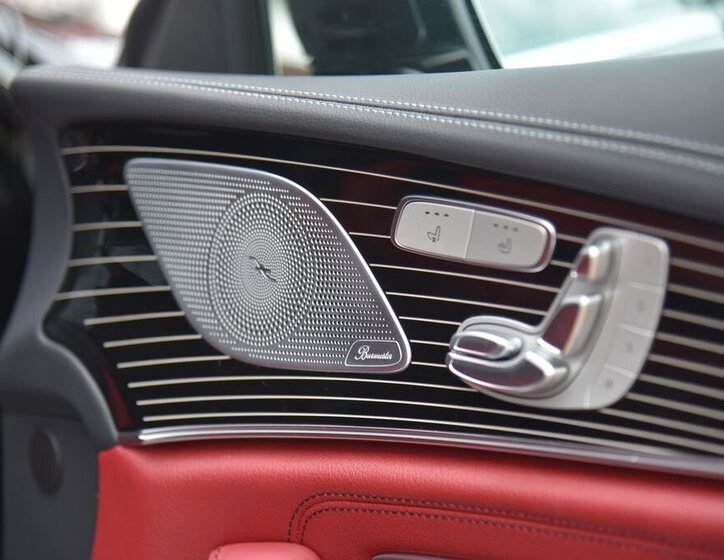 Mercedes-Benz CLS Sedan 3,0 l 320 kw