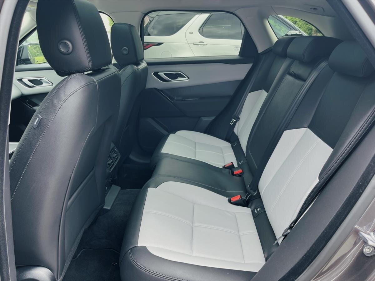 Land Rover Range Rover Velar SUV / Terénní 3,0 l 221 kw