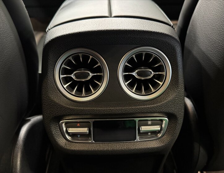 Mercedes-Benz Třídy G SUV 4,0 l 430 kw