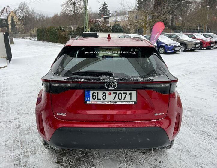 Toyota Yaris Cross SUV 1,5 l 68 kw