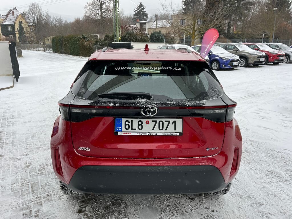 Toyota Yaris Cross SUV 1,5 l 68 kw