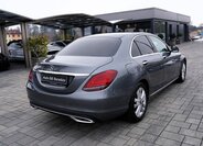 Mercedes-Benz Třídy C Sedan 2,0 l 143 kw