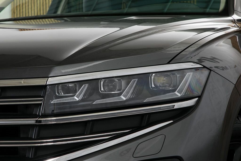 Volkswagen Touareg SUV / Terénní 3,0 l 210 kw