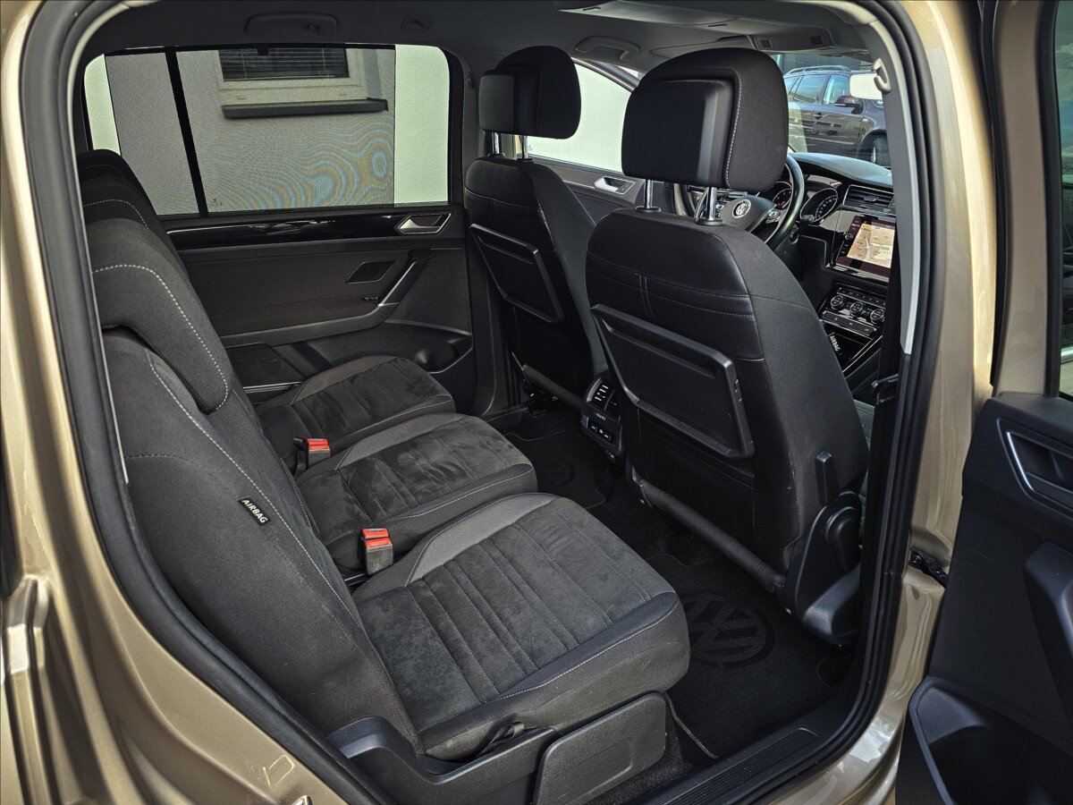 Volkswagen Touran Kombi 1,4 l 110 kw