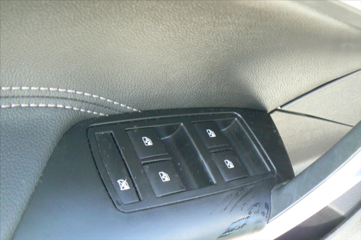 Opel Insignia Kombi 2,0 l 125 kw