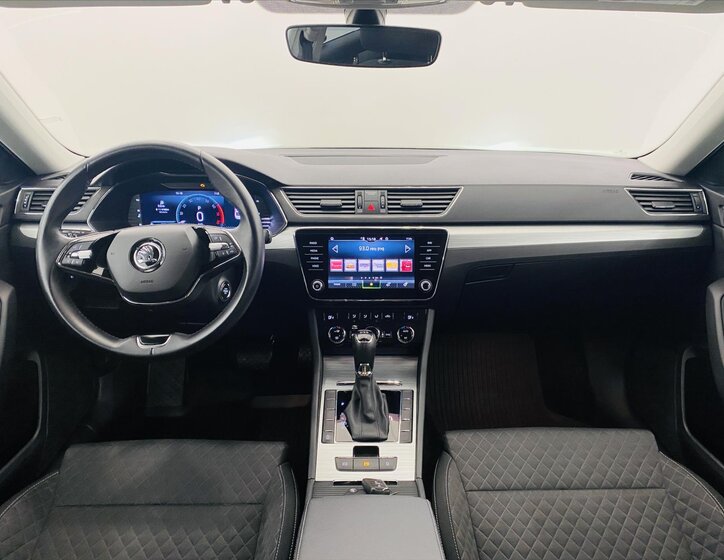 Škoda Superb Liftback 1,5 l 110 kw