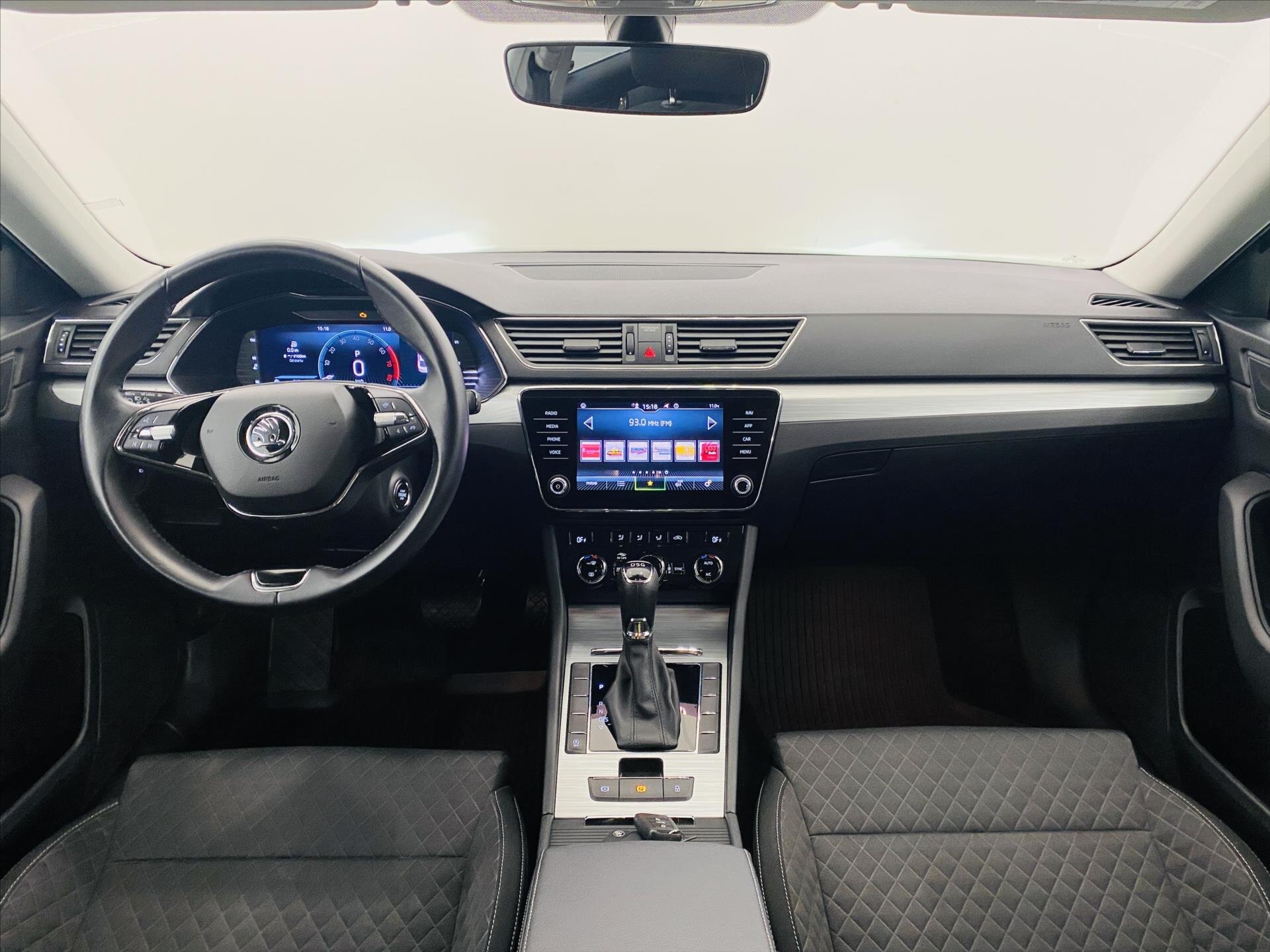 Škoda Superb Liftback 1,5 l 110 kw