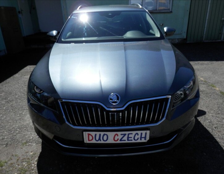 Škoda Superb Kombi 2,0 l 110 kw