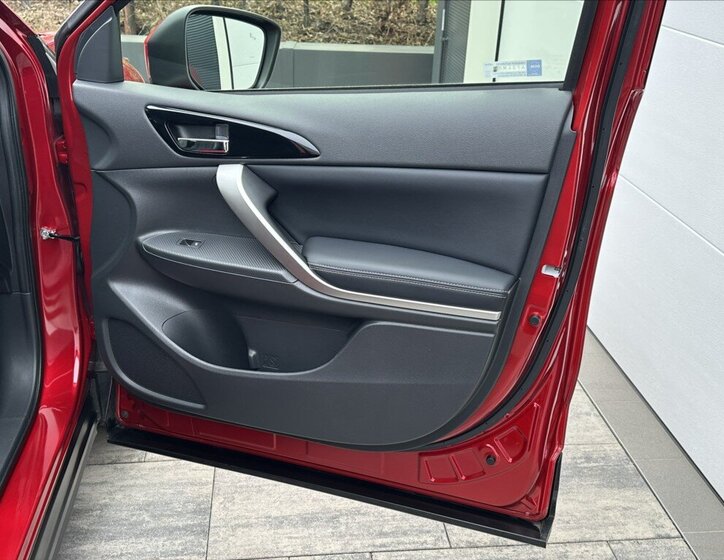 Mitsubishi Eclipse Cross Kombi 2,4 l 138 kw