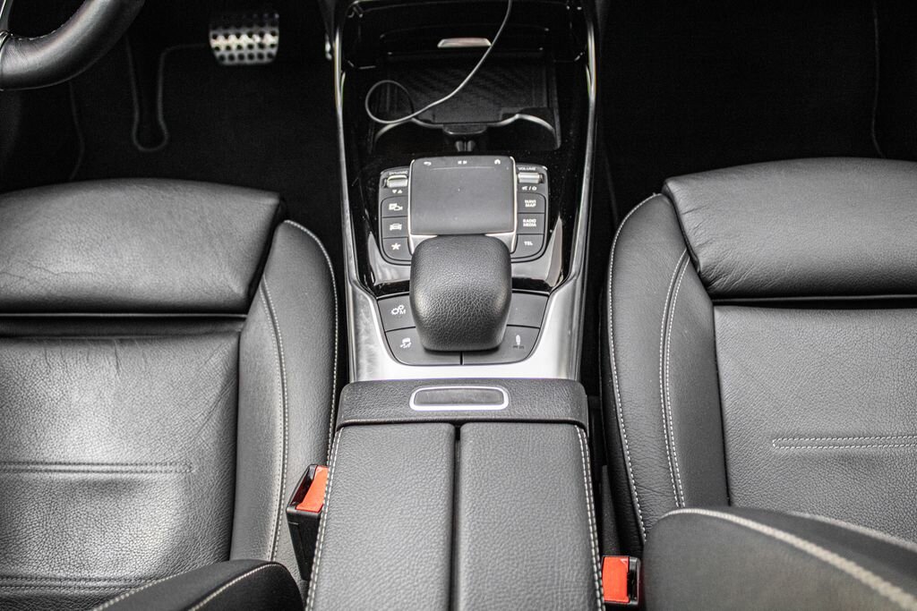 Mercedes-Benz CLA Kombi 2,0 l 321 kw