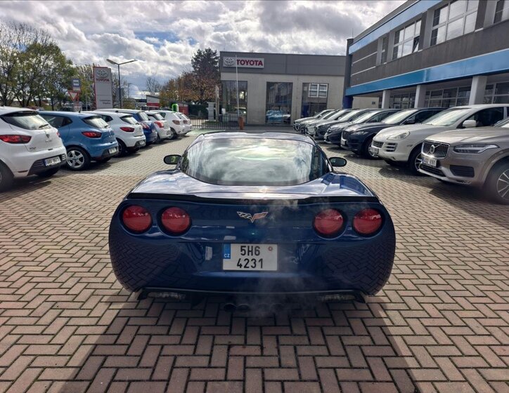 Chevrolet Corvette Kupé 6,0 l 298 kw