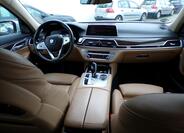 BMW Řada 7 9