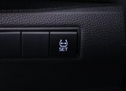 Toyota Corolla Sedan / Limuzína 1,5 l 92 kw