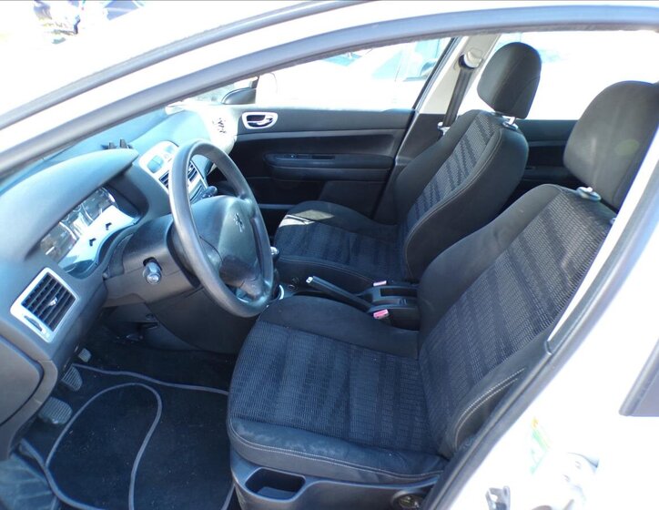 Peugeot 307 Skříň 1,6 l 66 kw