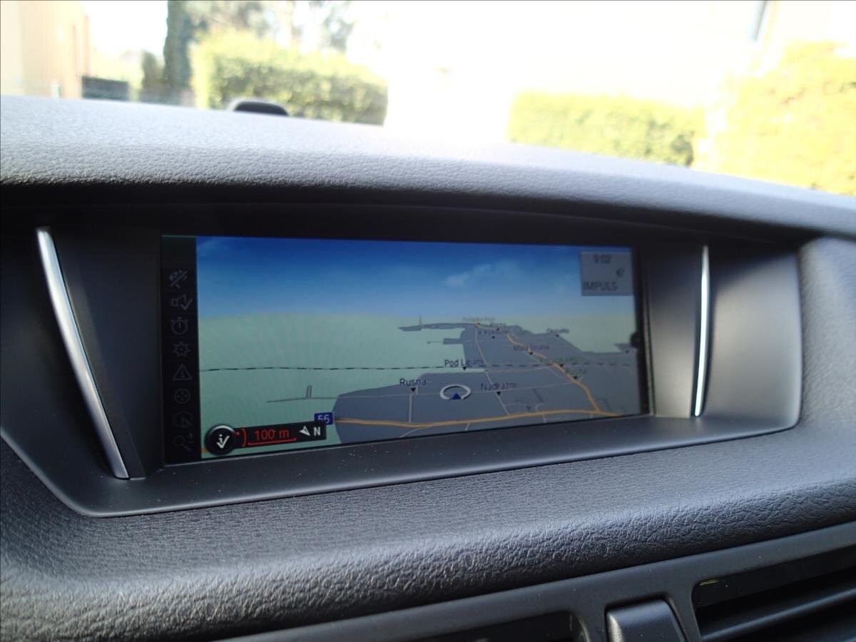 BMW X1 SUV / Terénní 2,0 l 135 kw