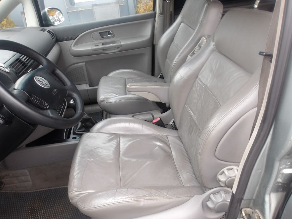 Volkswagen Sharan MPV 1,9 l 96 kw