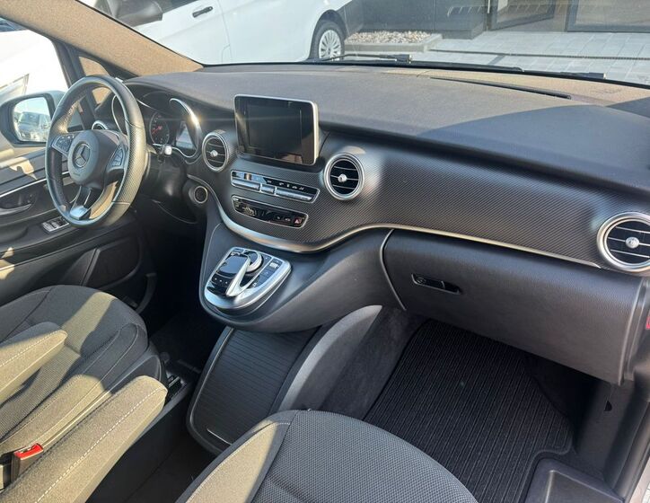 Mercedes-Benz Třídy V 11