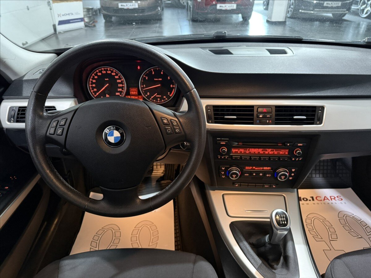 BMW Řada 3 Sedan / Limuzína 2,0 l 105 kw