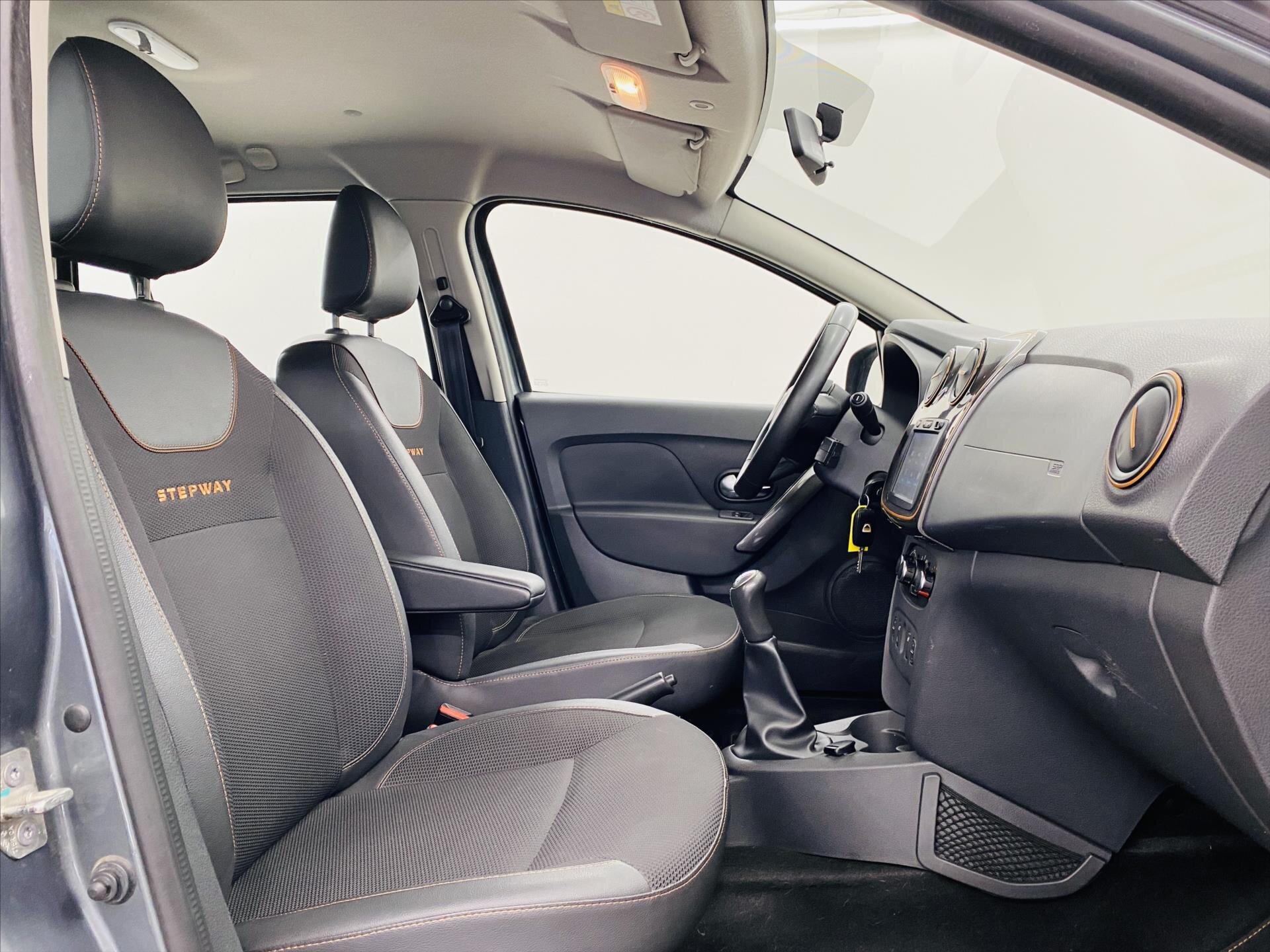 Dacia Logan Kombi 898,0 66 kw