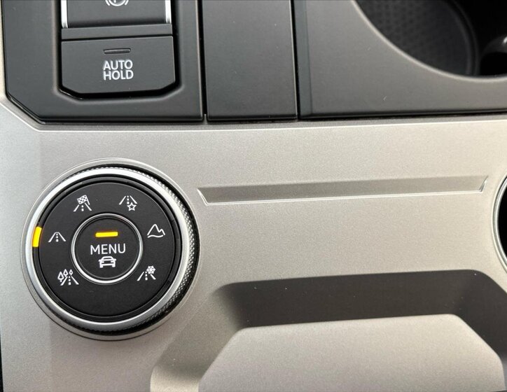 Volkswagen Touareg SUV / Terénní 3,0 l 170 kw