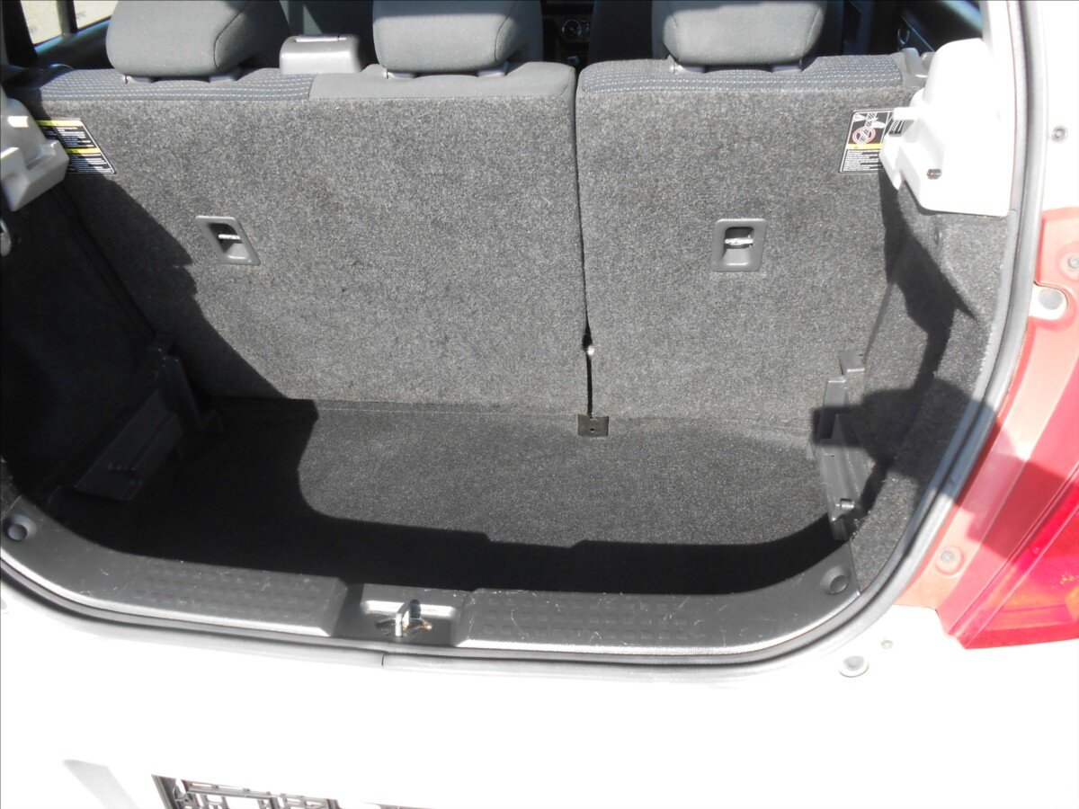 Suzuki Swift Hatchback 1,3 l 67 kw