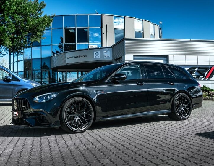 Mercedes-Benz Třídy E Kombi 4,0 l 450 kw