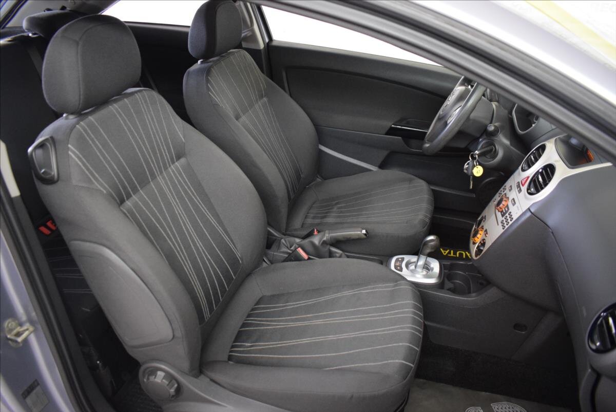 Opel Corsa Hatchback 1,2 l 59 kw