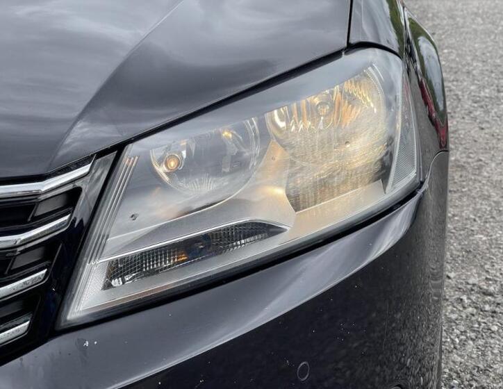 Volkswagen Passat 10