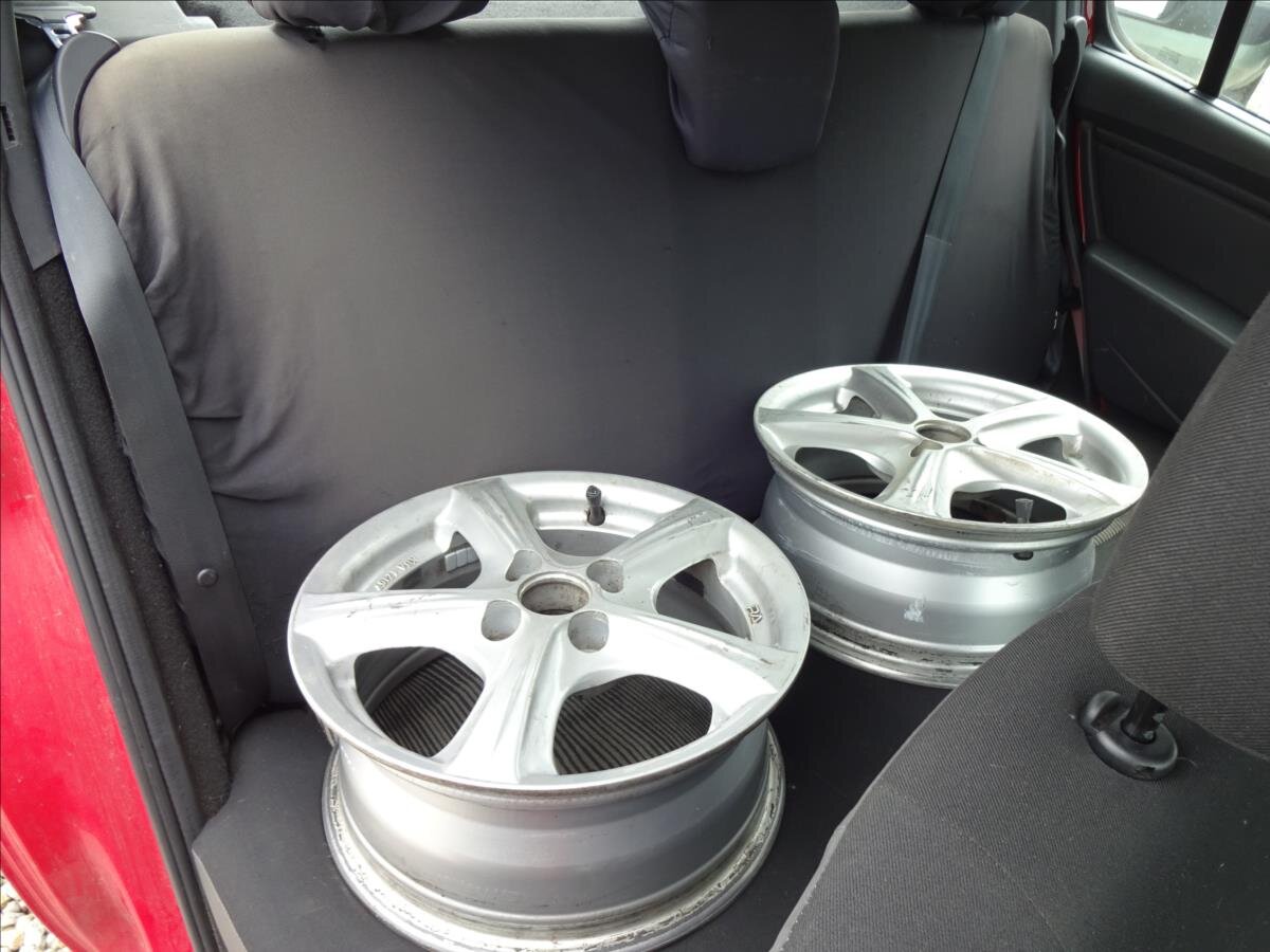 Dacia Sandero Hatchback 1,4 l 55 kw