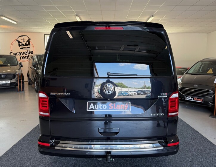 Volkswagen Multivan 8