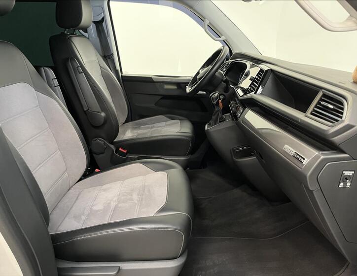 Volkswagen Multivan 21