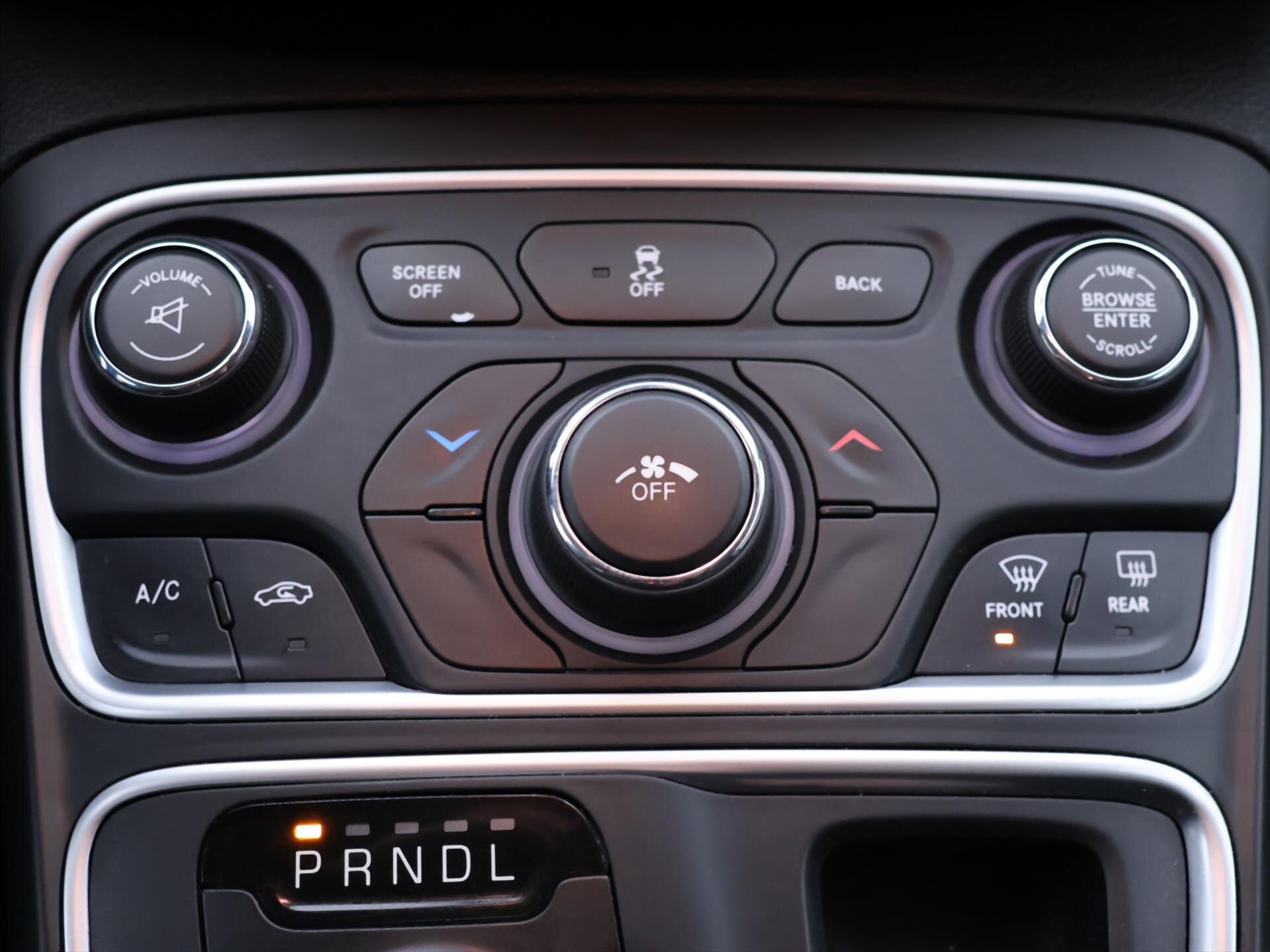 Chrysler 200 Sedan 2,4 l 135 kw