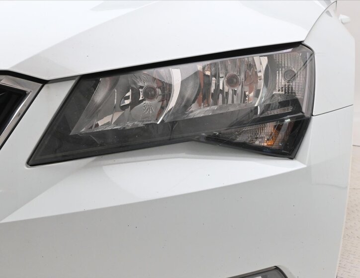 Škoda Superb Kombi 1,6 l 88 kw