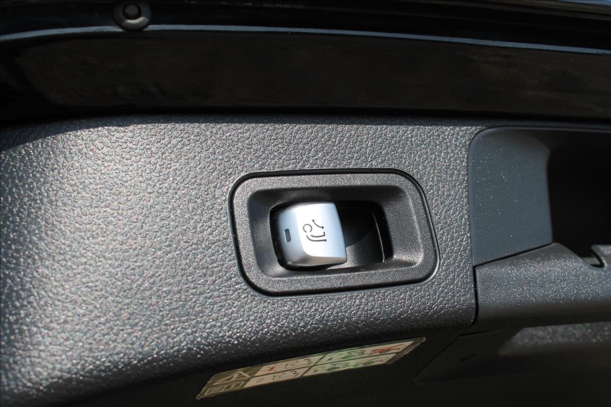 Mercedes-Benz Třídy C Kombi 2,1 l 150 kw