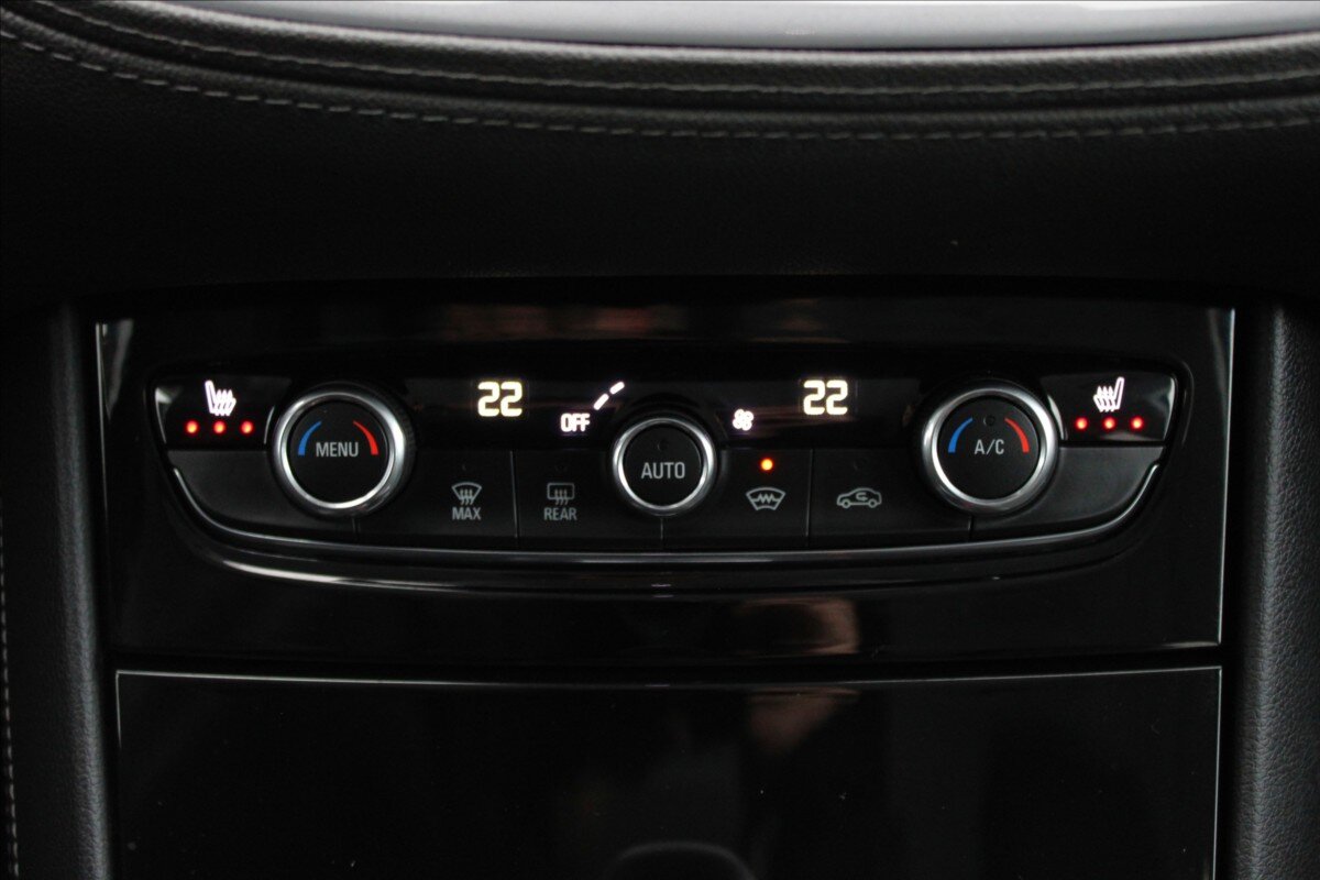 Opel Grandland X SUV 2,0 l 130 kw