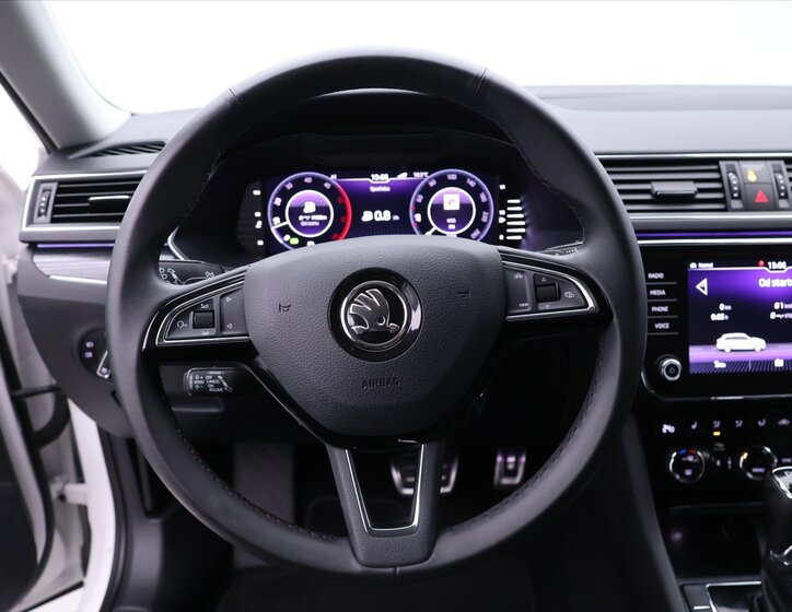 Škoda Superb Kombi 2,0 l 140 kw