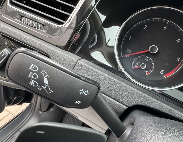 Volkswagen Golf Kombi 2,0 l 110 kw