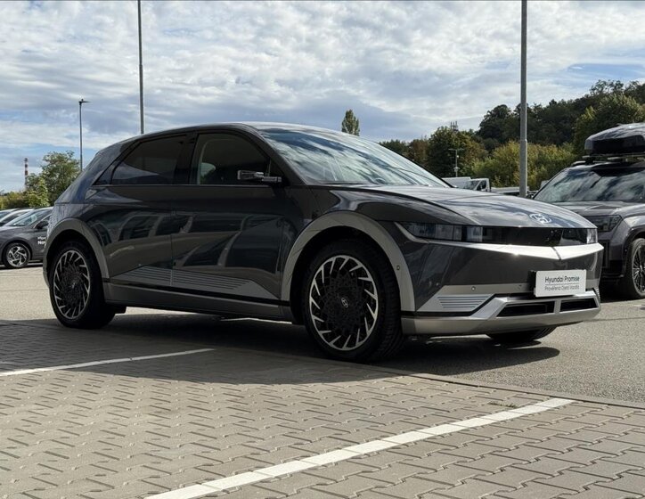 Hyundai Ioniq 5 4