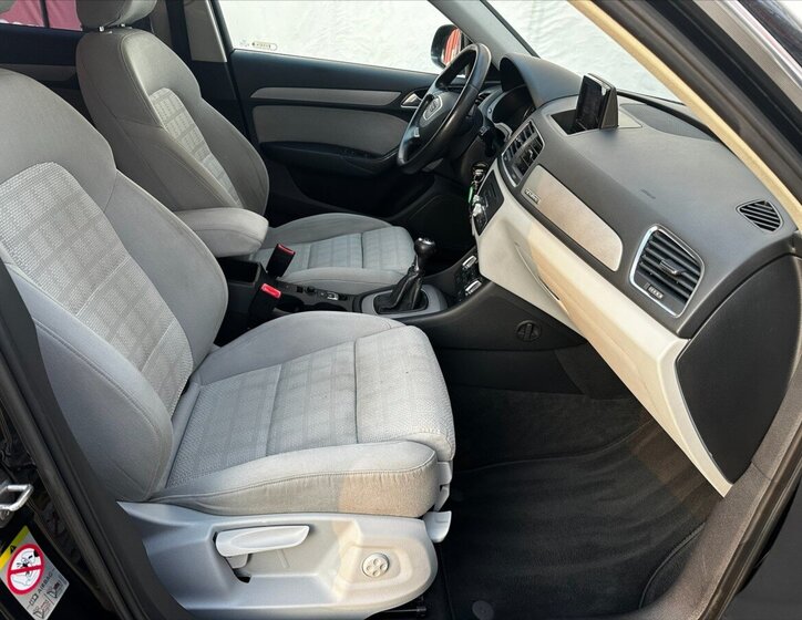 Audi Q3 Kombi 2,0 l 125 kw