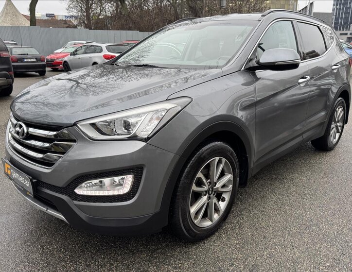 Hyundai Santa Fe 12