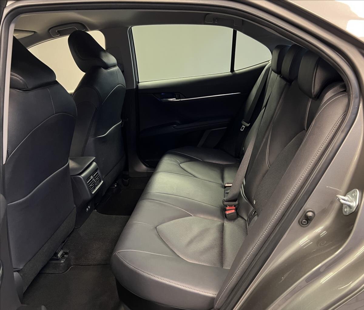 Toyota Camry Sedan 2,5 l 131 kw