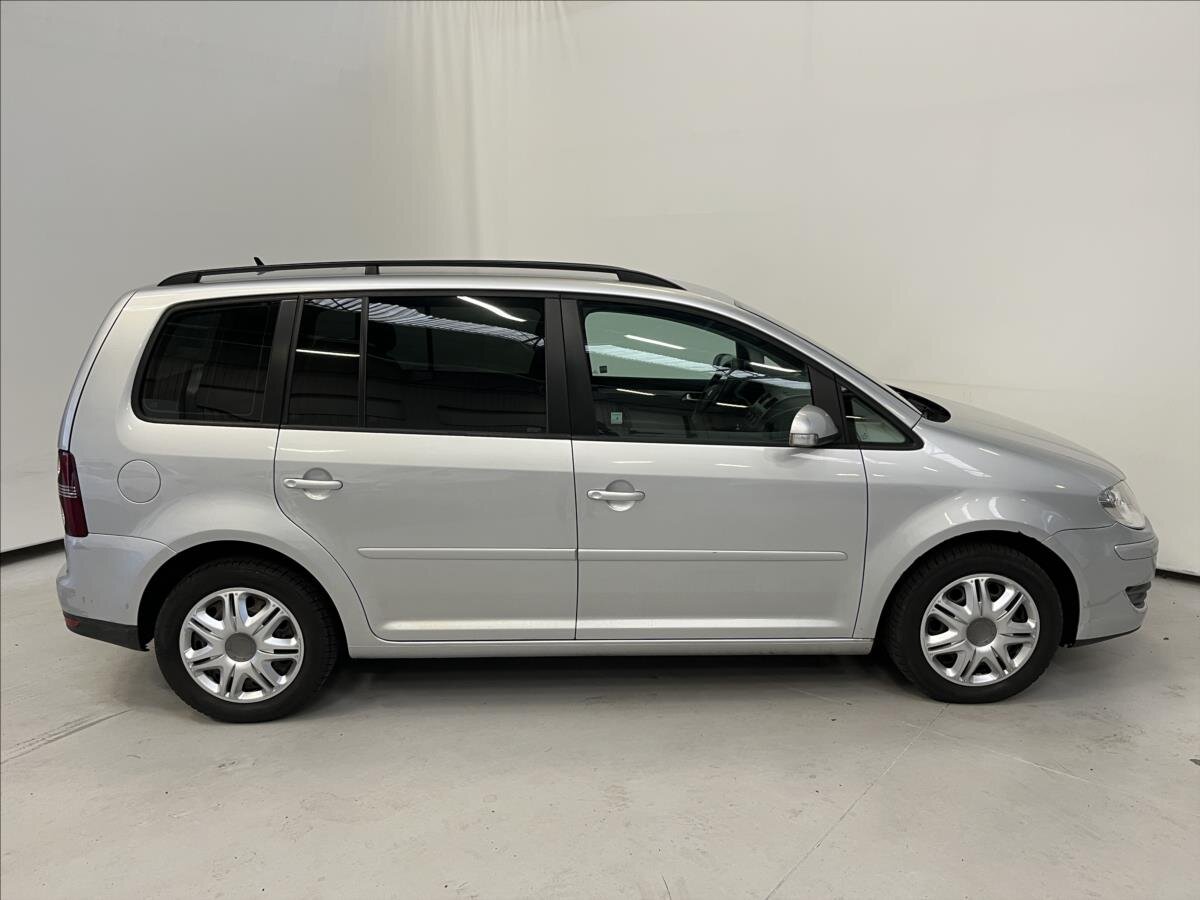 Volkswagen Touran MPV 1,6 l 75 kw
