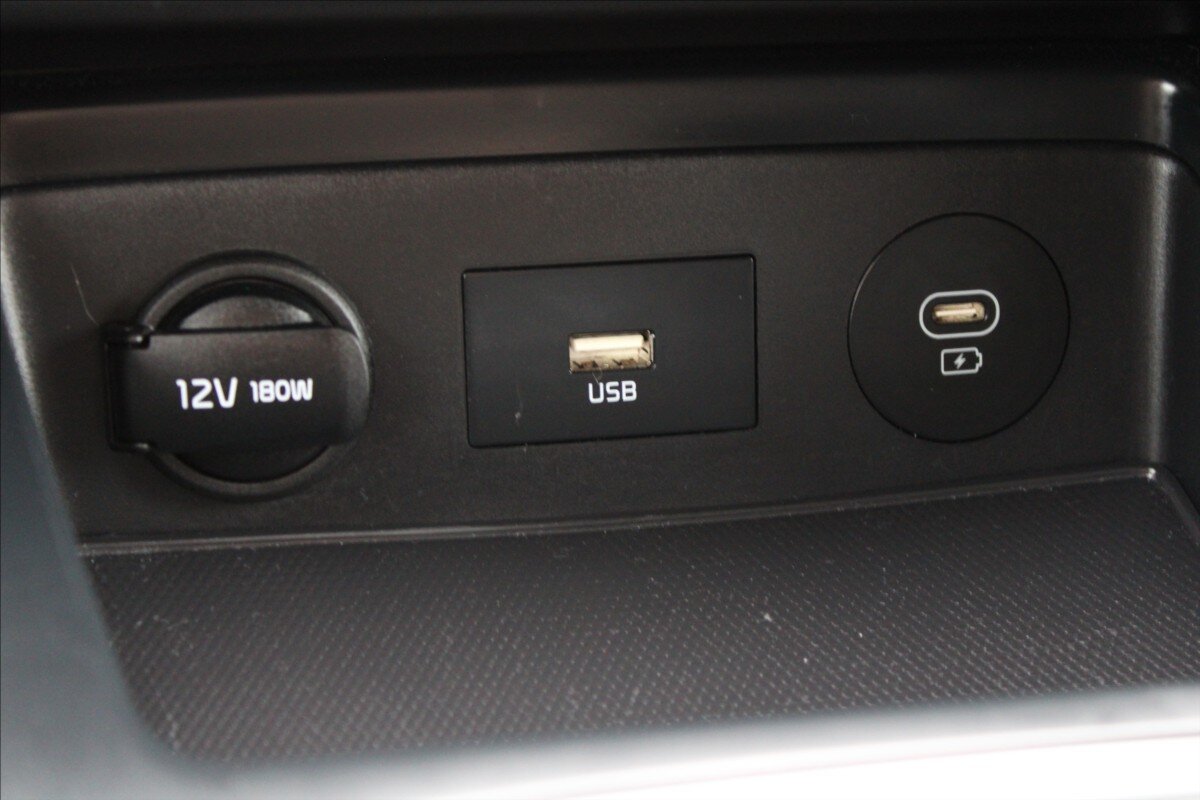 KIA Ceed Kombi 1,5 l 117 kw