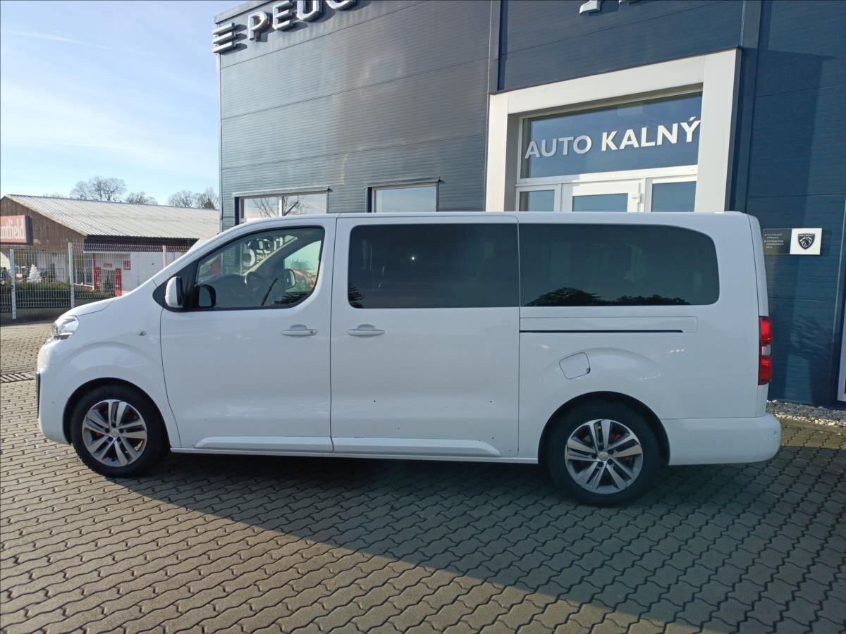 Peugeot Traveller
