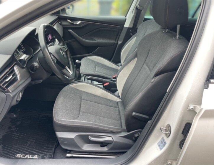 Škoda Scala 6