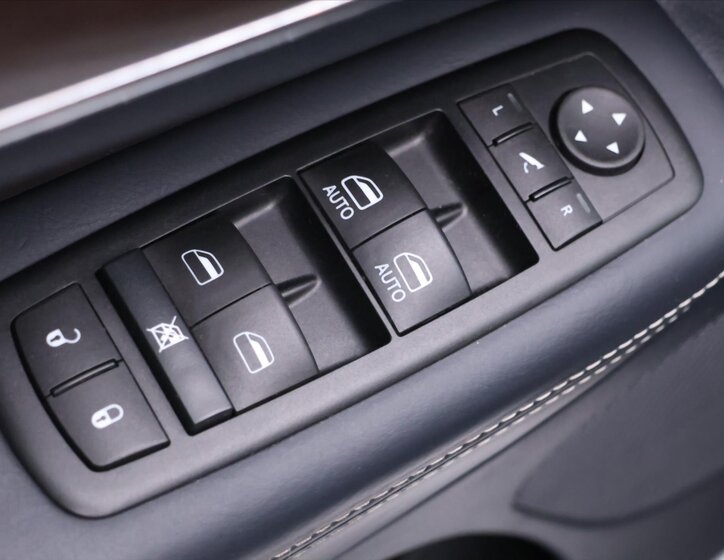 Jeep Grand Cherokee SUV / Terénní 3,0 l 184 kw