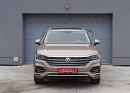 Volkswagen Touareg 2
