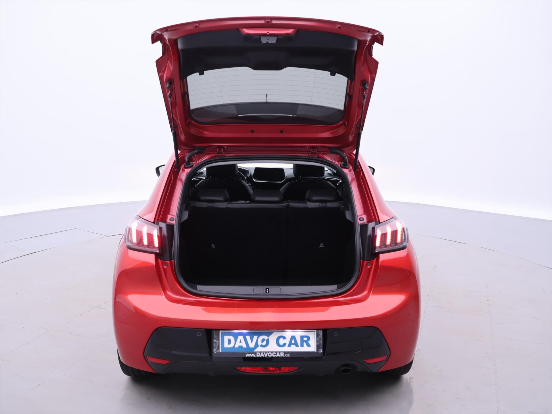 Peugeot 208 Hatchback 1,2 l 74 kw