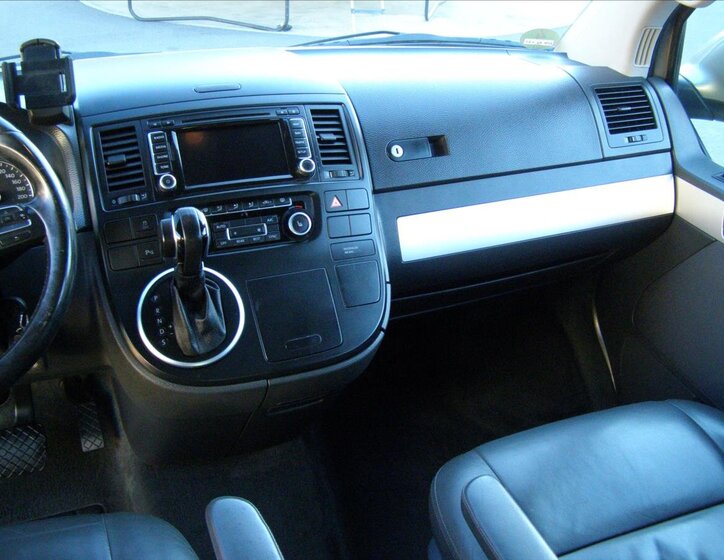 Volkswagen Multivan MPV 2,0 l 132 kw